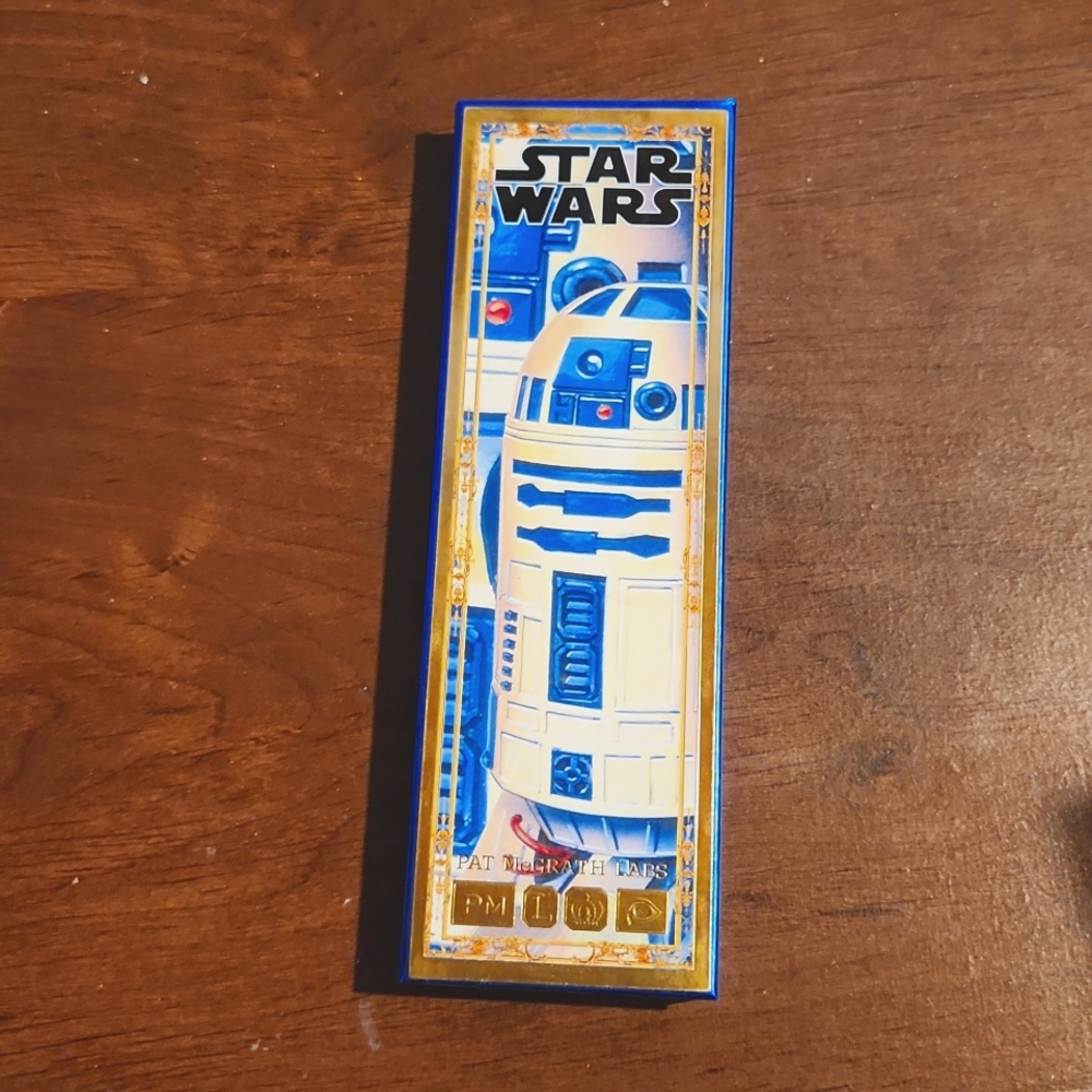 Pat McGrath Divine Droid Eyeshadow Palette